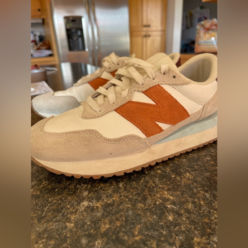 New balance 237